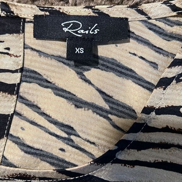 Nordstrom Rails Ora 3/4 Flutter Sleeve Drawstring Waist Animal Print Dress - Picture 9 of 12